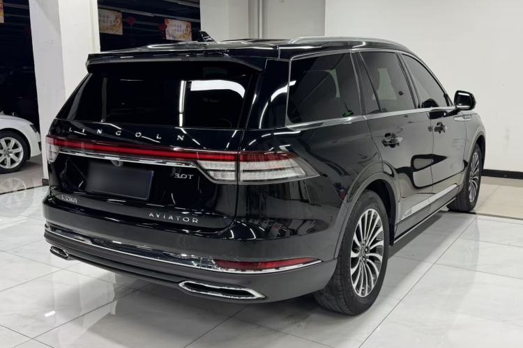 Used Lincoln Aviator 2022 3.0T V6 Four-Wheel Drive Luxury Edition Rear Right 45 Deg