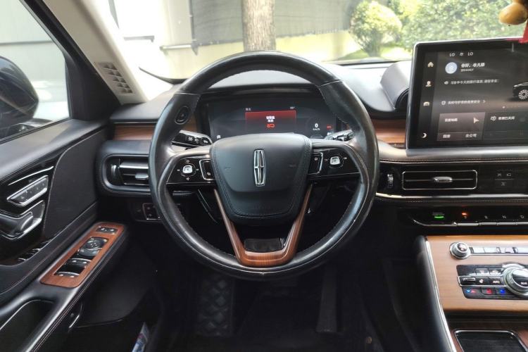 Used Lincoln Aviator 2022 3.0T V6 Four-Wheel Drive Luxury Edition Steering Wheel