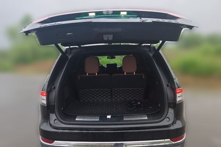 Used Lincoln Aviator 2022 3.0T V6 Four-Wheel Drive Executive Edition Trunk