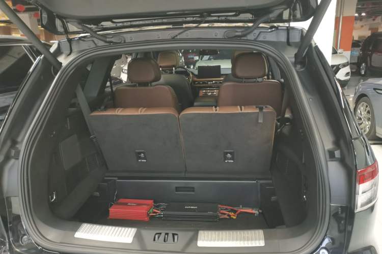 Used Lincoln Aviator 2022 3.0T V6 Four-Wheel Drive Luxury Edition Trunk