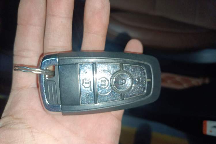 Used Lincoln Aviator 2022 3.0T V6 Four-Wheel Drive Luxury Edition Vehicle Key