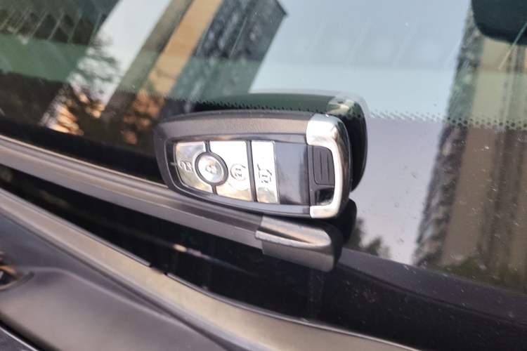 Used Lincoln Aviator 2022 3.0T V6 Four-Wheel Drive Luxury Edition Vehicle Key