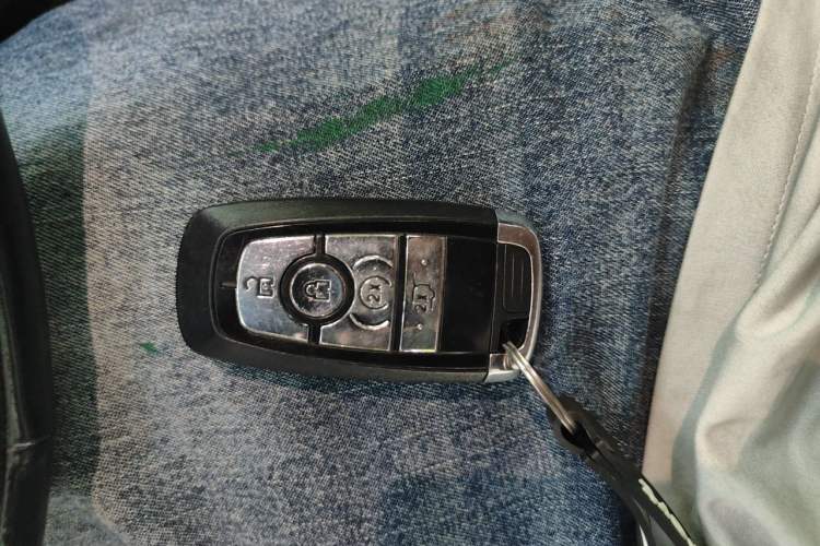 Used Lincoln Aviator 2022 3.0T V6 Four-Wheel Drive Executive Edition Vehicle Key