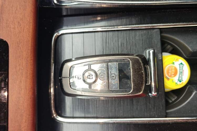 Used Lincoln Aviator 2022 3.0T V6 Four-Wheel Drive Luxury Edition Vehicle Key