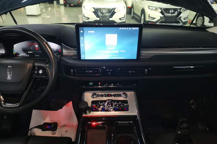 Used Lincoln Aviator 2022 3.0T V6 Four-Wheel Drive Centennial Limited Edition Audio And AC Panel
