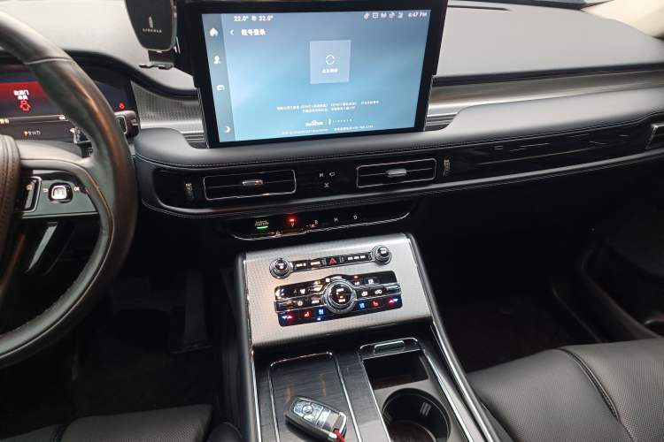 Used Lincoln Aviator 2022 3.0T V6 Four-Wheel Drive Centennial Limited Edition Audio And AC Panel