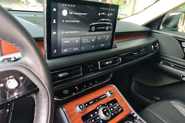 Used Lincoln Aviator 2022 3.0T V6 Four-Wheel Drive Luxury Edition Audio And AC Panel