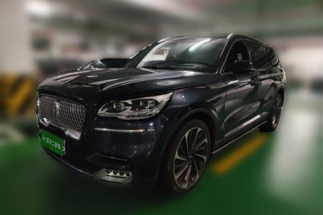 Ojetý Lincoln Aviator 2022 3.0T V6 Four-Wheel Drive Executive Edition