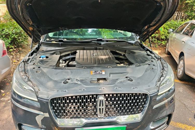 Used Lincoln Aviator 2022 3.0T V6 Four-Wheel Drive Centennial Limited Edition Engine Bay