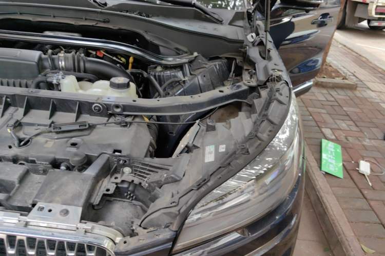 Used Lincoln Aviator 2022 3.0T V6 Four-Wheel Drive Luxury Edition Engine Bay Left