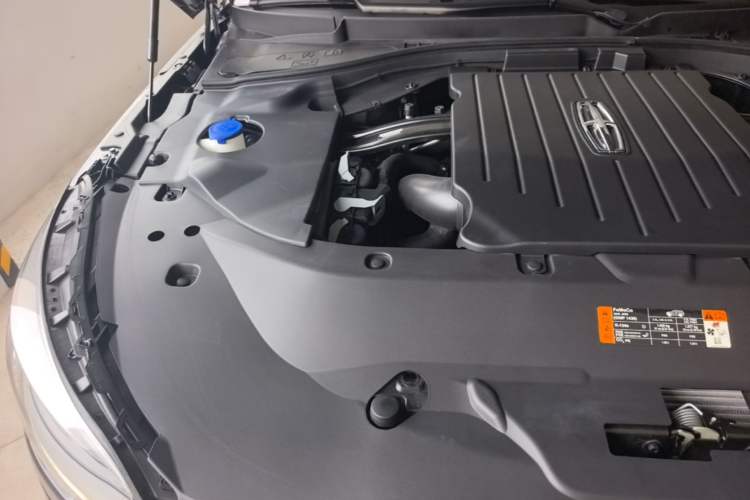 Used Lincoln Aviator 2022 3.0T V6 Four-Wheel Drive Luxury Edition Engine Bay Right
