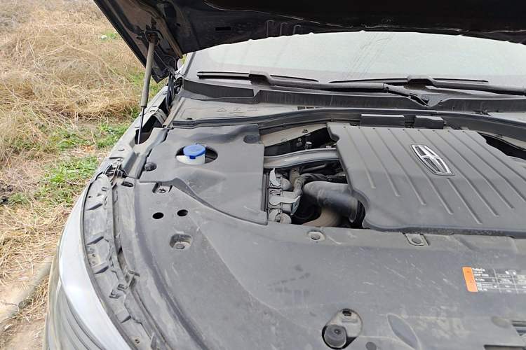 Used Lincoln Aviator 2022 3.0T V6 Four-Wheel Drive Luxury Edition Engine Bay Right