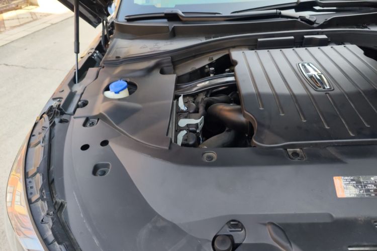 Used Lincoln Aviator 2022 3.0T V6 Four-Wheel Drive Centennial Limited Edition Engine Bay Right
