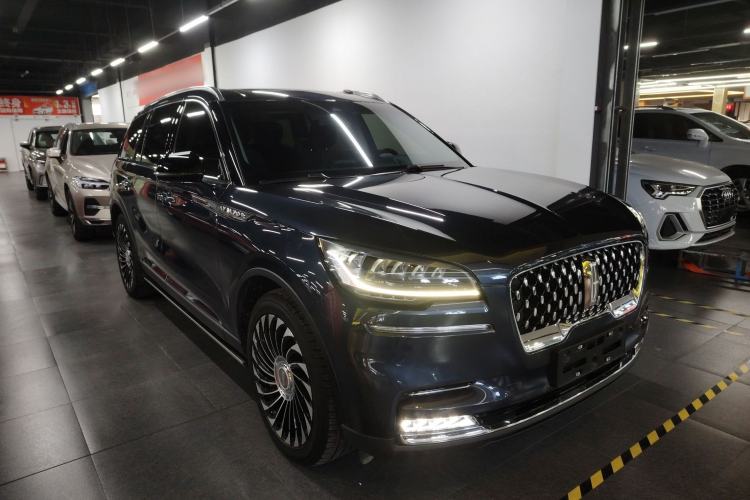 Used Lincoln Aviator 2022 3.0T V6 Four-Wheel Drive Luxury Edition Exterior 2