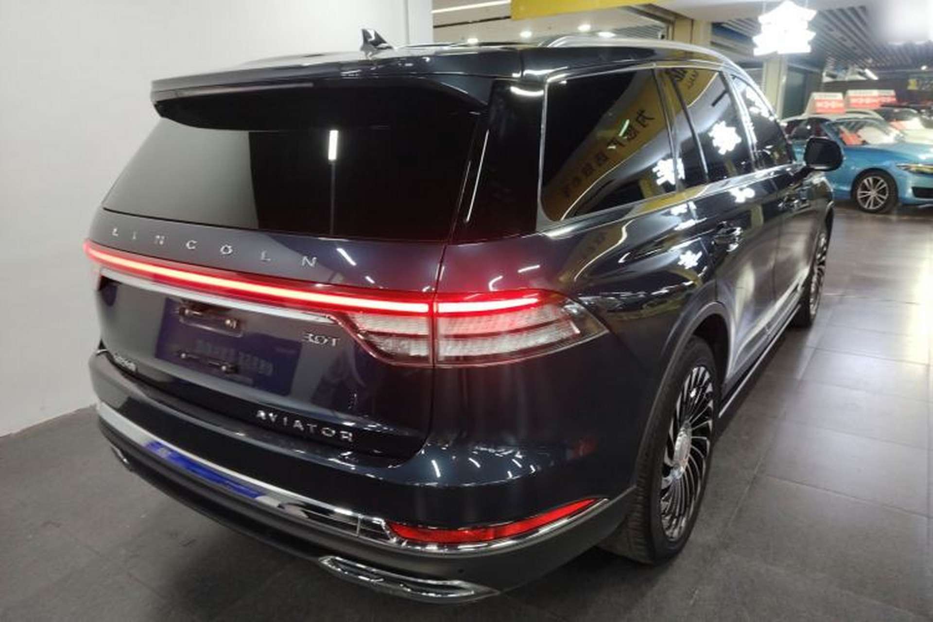 Used Lincoln Aviator 2022 3.0T V6 Four-Wheel Drive Luxury Edition Exterior 5