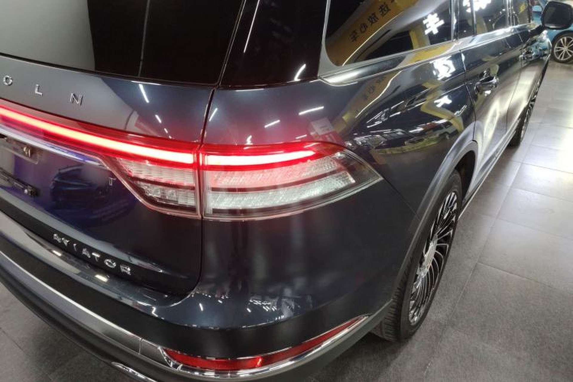 Used Lincoln Aviator 2022 3.0T V6 Four-Wheel Drive Luxury Edition Exterior 6