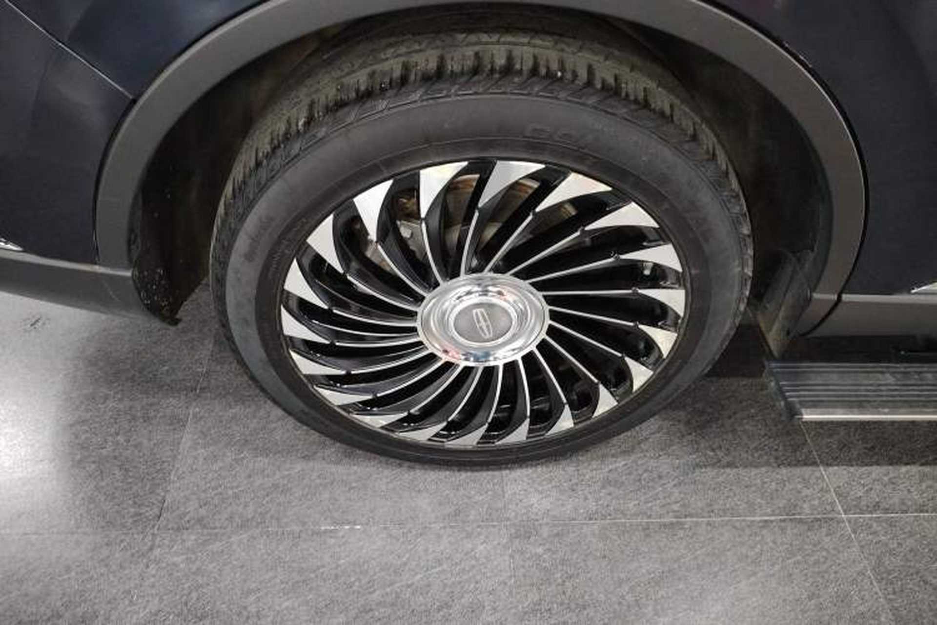 Used Lincoln Aviator 2022 3.0T V6 Four-Wheel Drive Luxury Edition Exterior 8