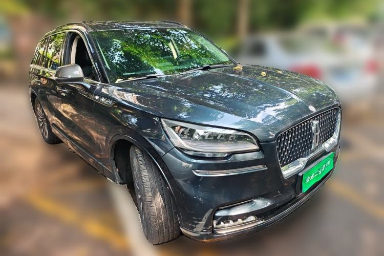 Used Lincoln Aviator 2022 3.0T V6 Four-Wheel Drive Centennial Limited Edition Front Right 45 Deg