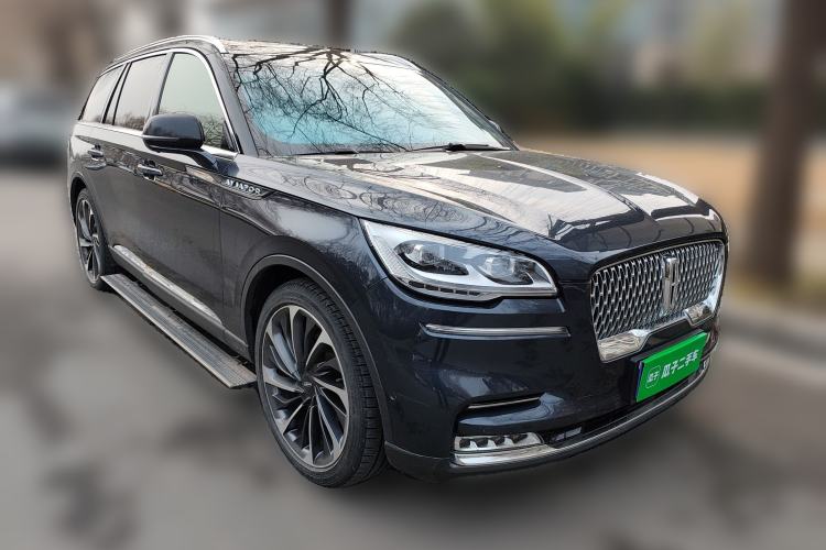 Used Lincoln Aviator 2022 3.0T V6 Four-Wheel Drive Executive Edition Front Right 45 Deg