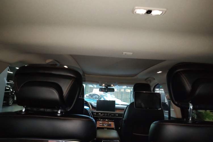 Used Lincoln Aviator 2022 3.0T V6 Four-Wheel Drive Luxury Edition Headliner