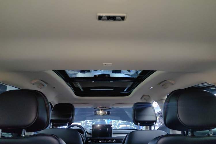 Used Lincoln Aviator 2022 3.0T V6 Four-Wheel Drive Centennial Limited Edition Headliner
