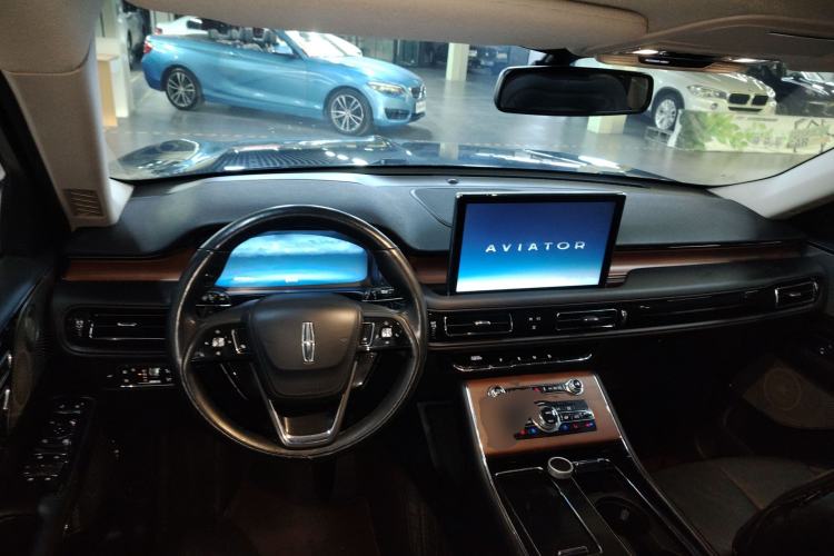 Used Lincoln Aviator 2022 3.0T V6 Four-Wheel Drive Luxury Edition Interior 2