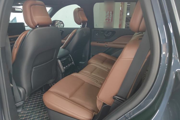 Used Lincoln Aviator 2022 3.0T V6 Four-Wheel Drive Luxury Edition Interior 4