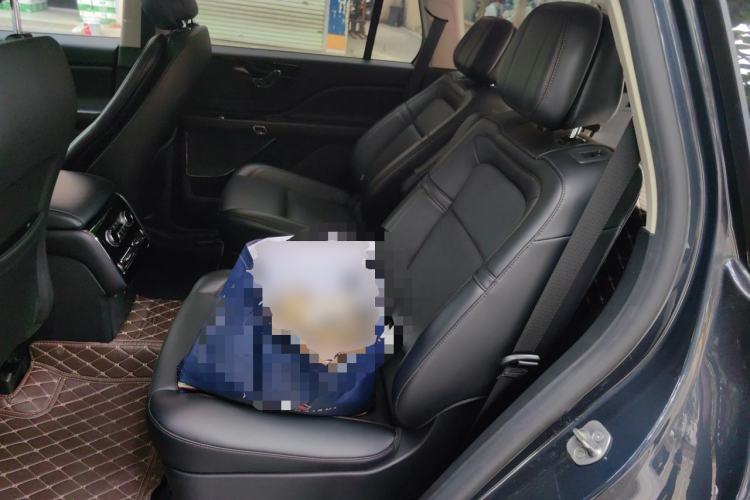 Used Lincoln Aviator 2022 3.0T V6 Four-Wheel Drive Luxury Edition Left Rear Seat