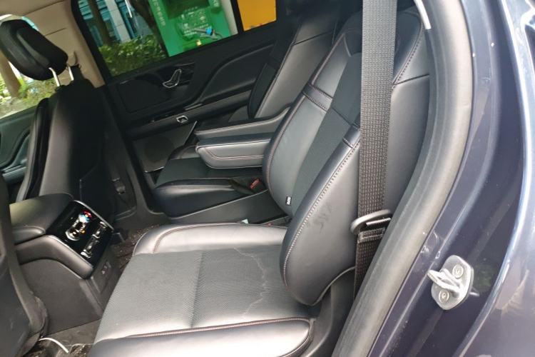 Used Lincoln Aviator 2022 3.0T V6 Four-Wheel Drive Luxury Edition Left Rear Seat