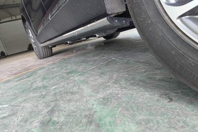 Used Lincoln Aviator 2022 3.0T V6 Four-Wheel Drive Luxury Edition Left Side Sill