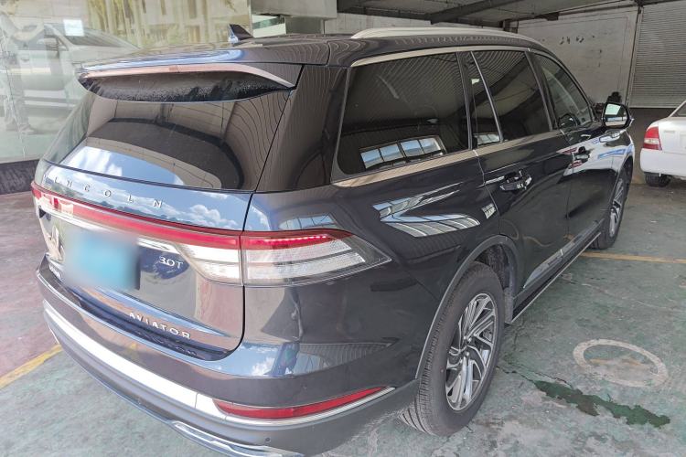 Used Lincoln Aviator 2022 3.0T V6 Four-Wheel Drive Luxury Edition Rear Right 45 Deg