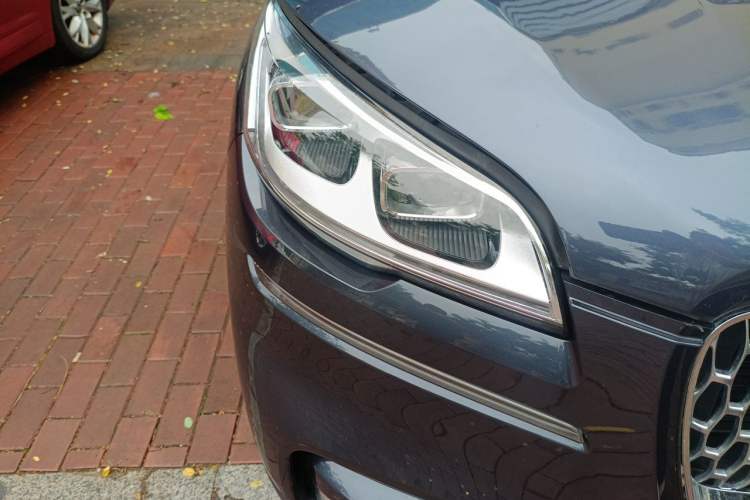 Used Lincoln Aviator 2022 3.0T V6 Four-Wheel Drive Executive Edition Right Front Headlight