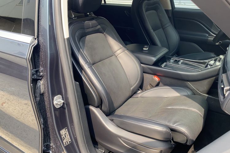 Used Lincoln Aviator 2022 3.0T V6 Four-Wheel Drive Centennial Limited Edition Right Front Seat