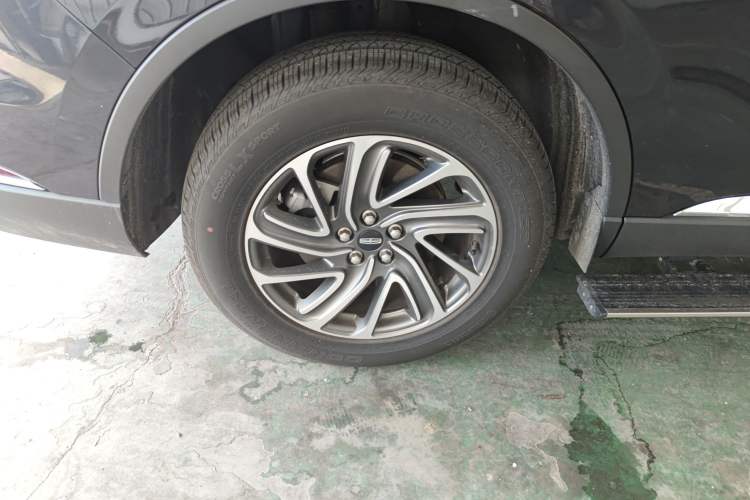 Used Lincoln Aviator 2022 3.0T V6 Four-Wheel Drive Luxury Edition Right Rear Wheel Hub