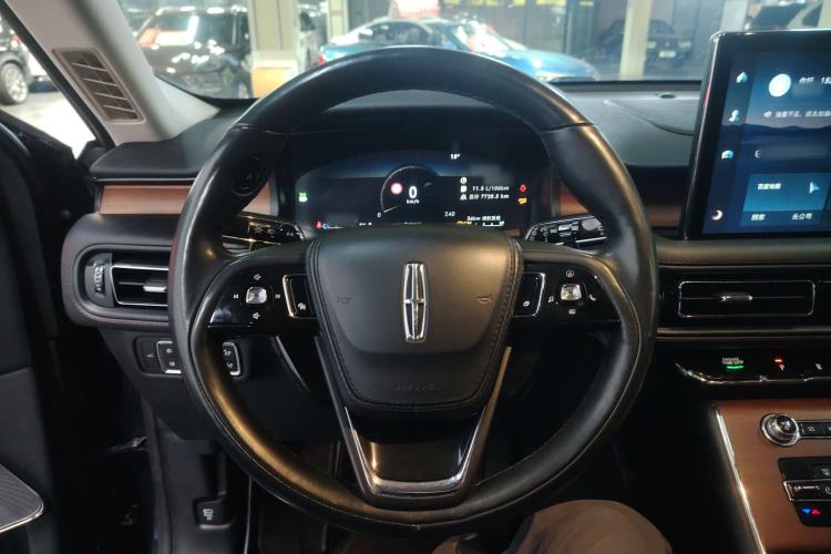 Used Lincoln Aviator 2022 3.0T V6 Four-Wheel Drive Luxury Edition Steering Wheel