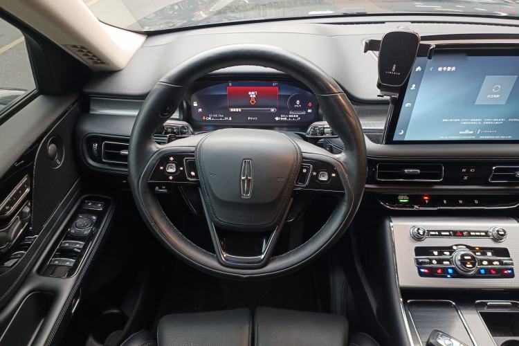 Used Lincoln Aviator 2022 3.0T V6 Four-Wheel Drive Centennial Limited Edition Steering Wheel
