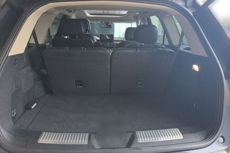 Used Lincoln Aviator 2022 3.0T V6 Four-Wheel Drive Luxury Edition Trunk