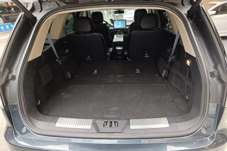 Used Lincoln Aviator 2022 3.0T V6 Four-Wheel Drive Centennial Limited Edition Trunk