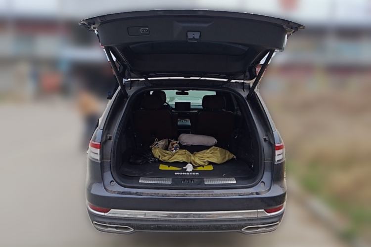 Used Lincoln Aviator 2022 3.0T V6 Four-Wheel Drive Luxury Edition Trunk