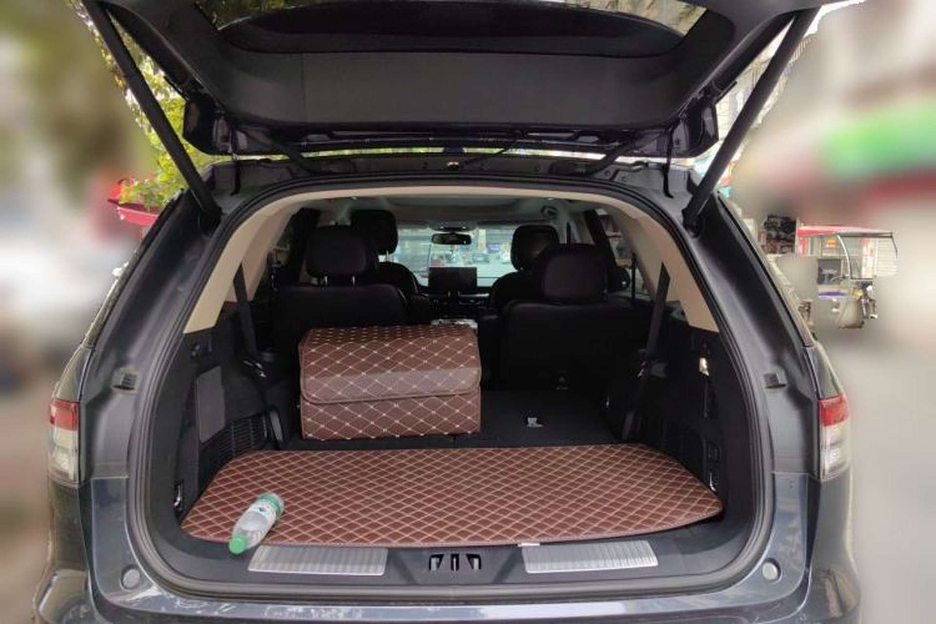 Used Lincoln Aviator 2022 3.0T V6 Four-Wheel Drive Luxury Edition Trunk