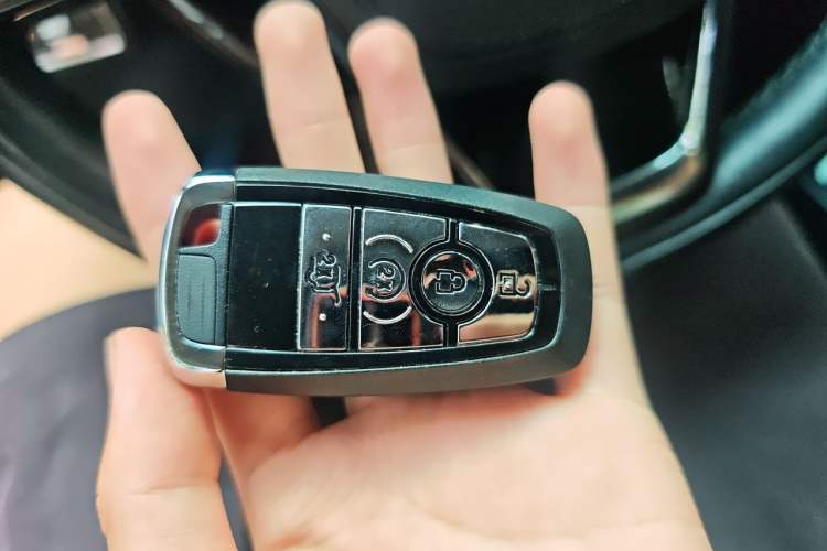 Used Lincoln Aviator 2022 3.0T V6 Four-Wheel Drive Centennial Limited Edition Vehicle Key