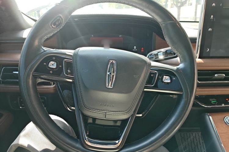 Used Lincoln Aviator 2022 3.0T V6 Four-Wheel Drive Luxury Edition Steering Wheel