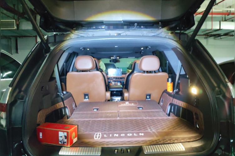 Used Lincoln Aviator 2022 3.0T V6 Four-Wheel Drive Executive Edition Trunk