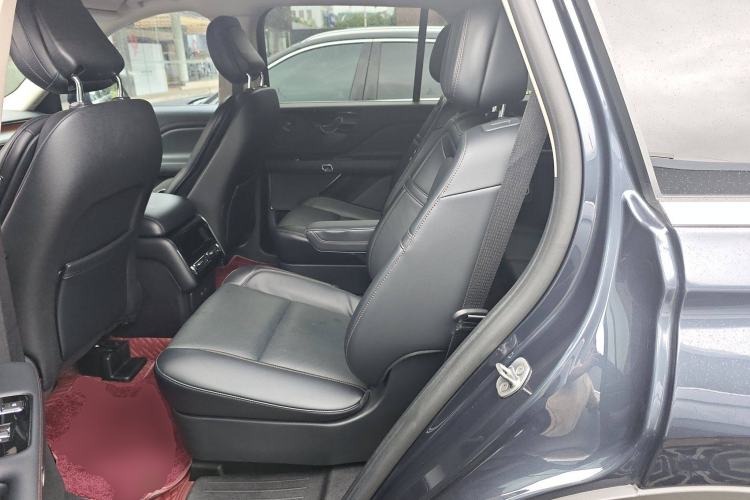 Used Lincoln Aviator 2022 3.0T V6 Four-Wheel Drive Luxury Edition Left Rear Seat