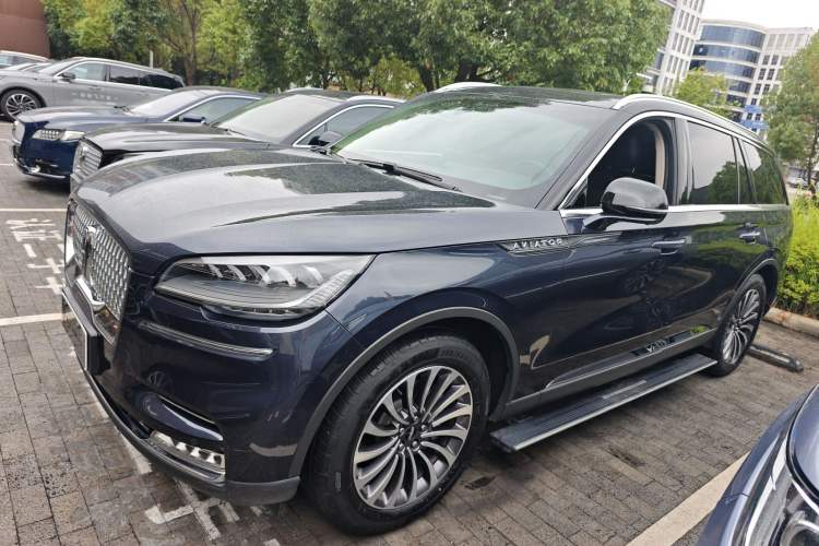 Used Lincoln Aviator 2022 3.0T V6 Four-Wheel Drive Luxury Edition Left Side