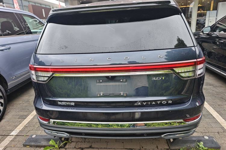 Used Lincoln Aviator 2022 3.0T V6 Four-Wheel Drive Luxury Edition Rear