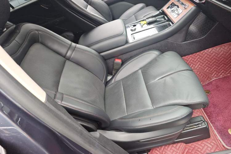 Used Lincoln Aviator 2022 3.0T V6 Four-Wheel Drive Luxury Edition Right Front Seat