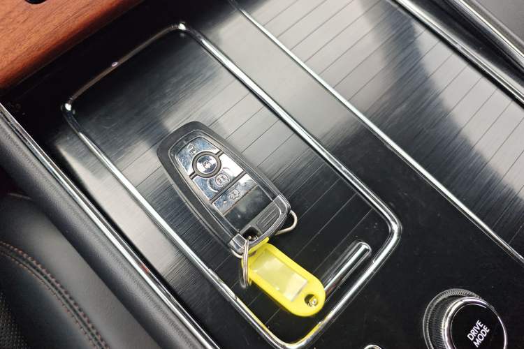 Used Lincoln Aviator 2022 3.0T V6 Four-Wheel Drive Luxury Edition Vehicle Key