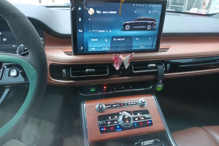 Used Lincoln Aviator 2022 3.0T V6 Four-Wheel Drive Luxury Edition Audio And AC Panel
