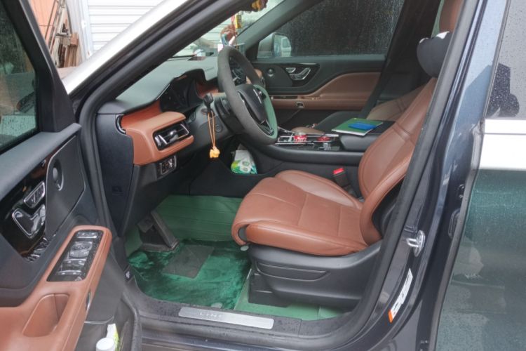 Used Lincoln Aviator 2022 3.0T V6 Four-Wheel Drive Luxury Edition Interior 3